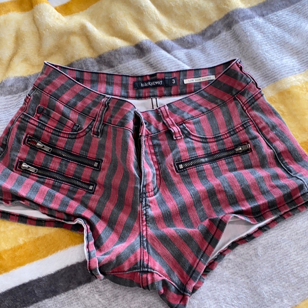 Stripped shorts